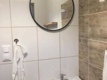 Фото номера Шале с двумя спальнями Шале Na Fali Domki Letniskowe г. Żarnowska 84
